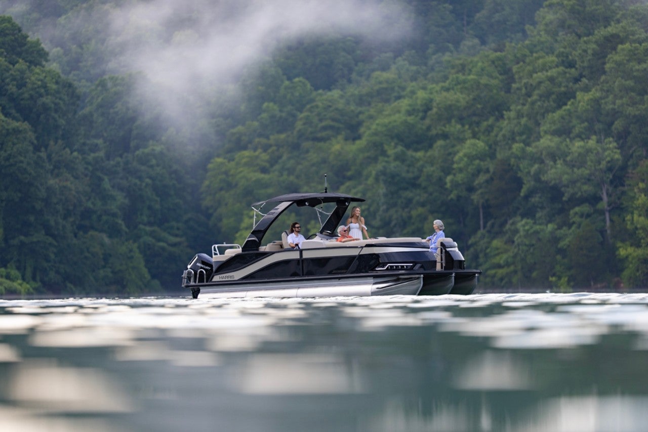 Harris Pontoon Boats Grand Mariner 250 CWDH Family Tritoon E4A1656Rt
