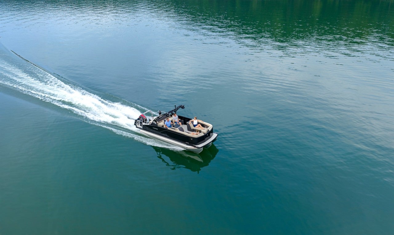 Harris Pontoon Boats Sunliner 230 Sport Running