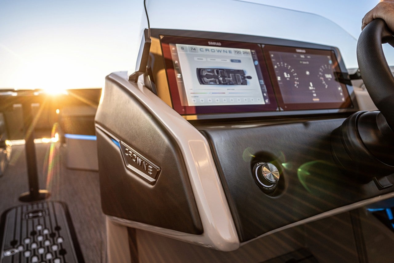 Harris Pontoon Boats Crowne 250 Helm App