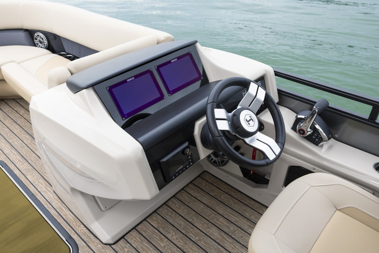 Marine Electronics, Technology, Mobile Apps | Harris Pontoon Boats