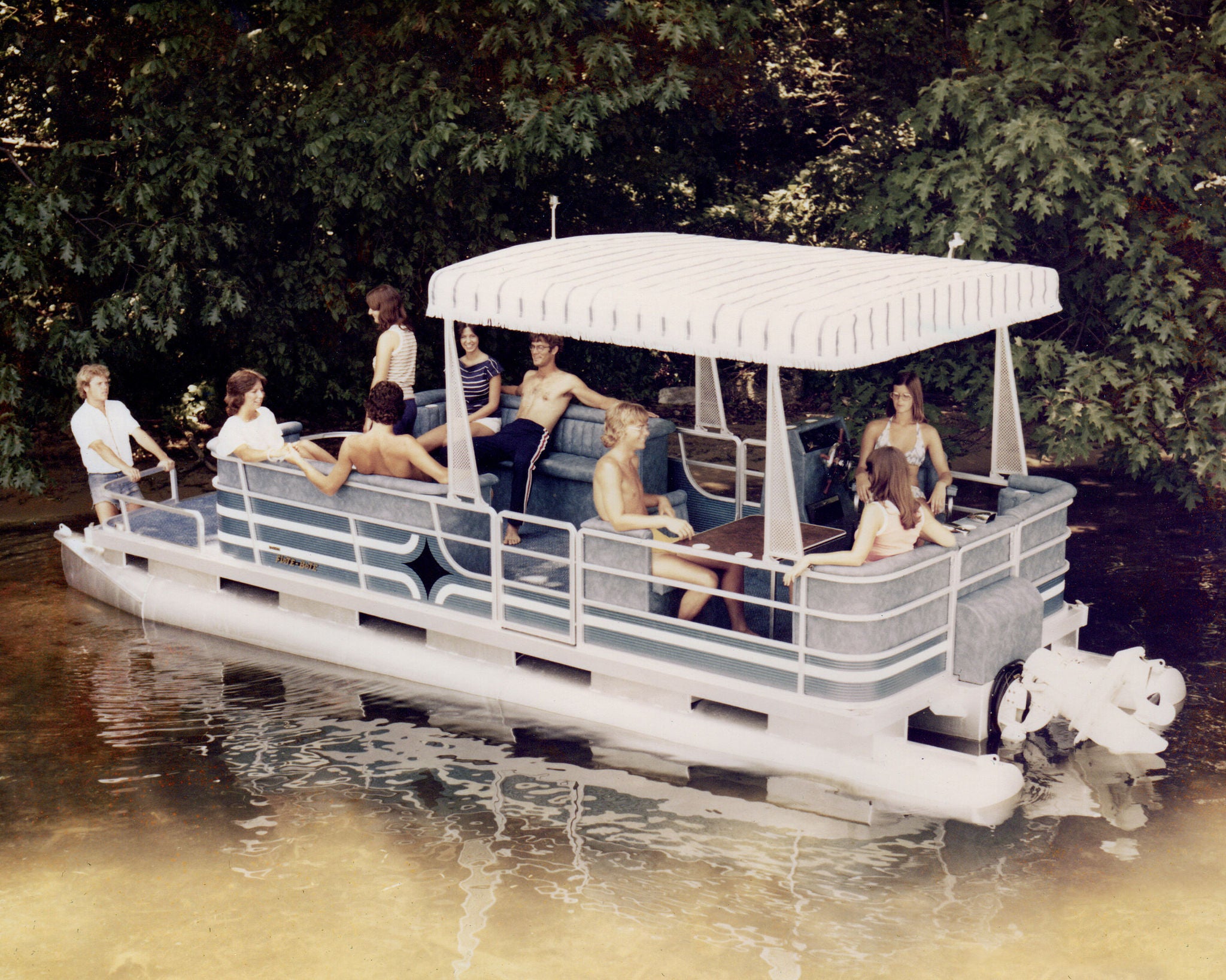 Harris Boat Historical Image