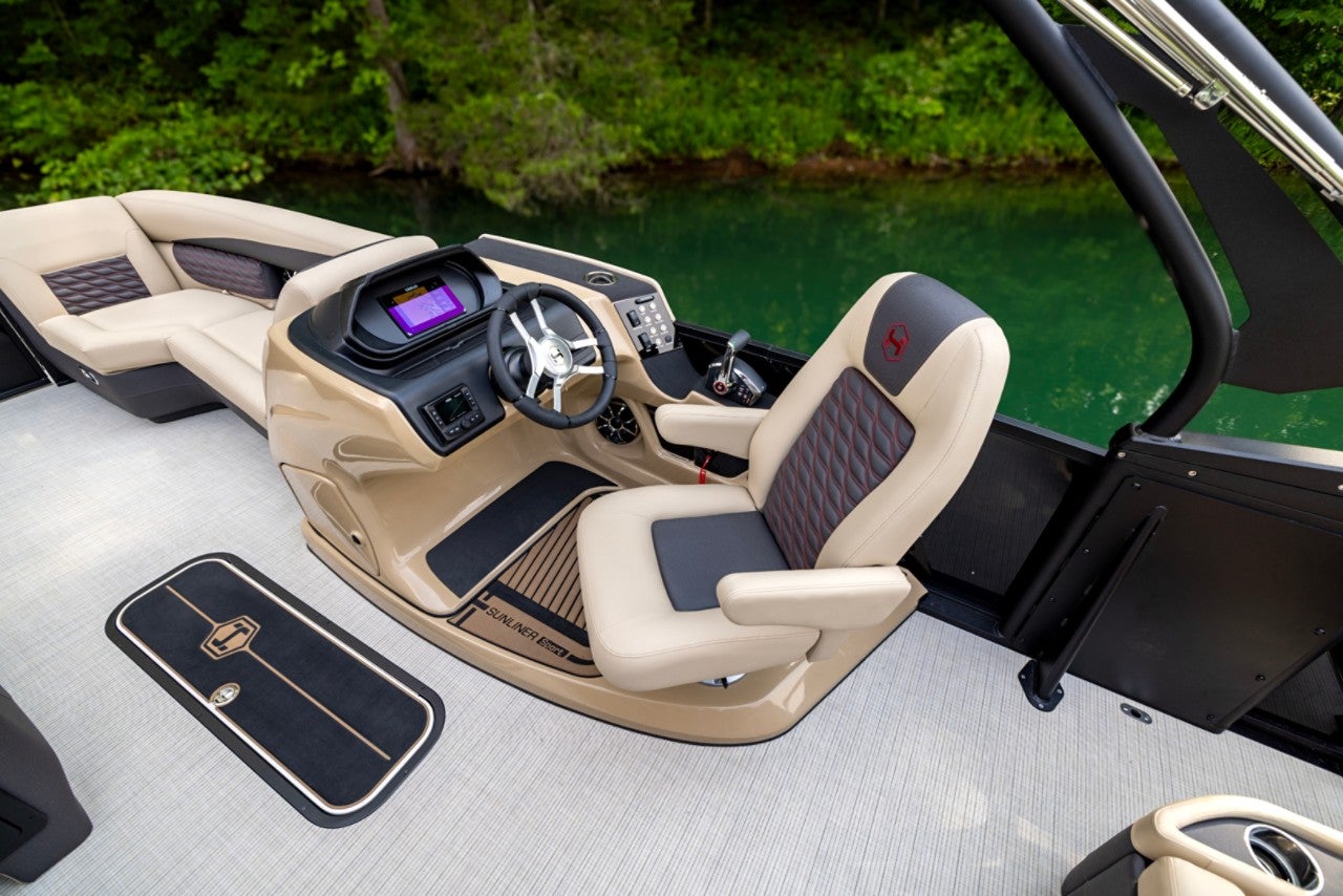 Harris Pontoon Boats Sunliner 230 Sport Raised Helm